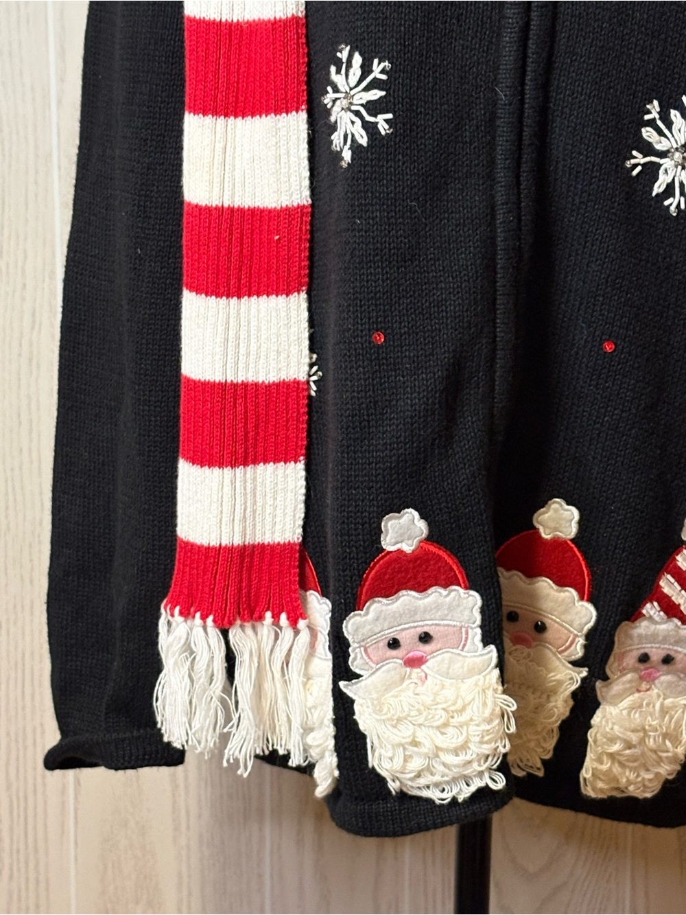 Vintage embroidered Santa Christmas cardigan sweater XL - Picture 3 of 9